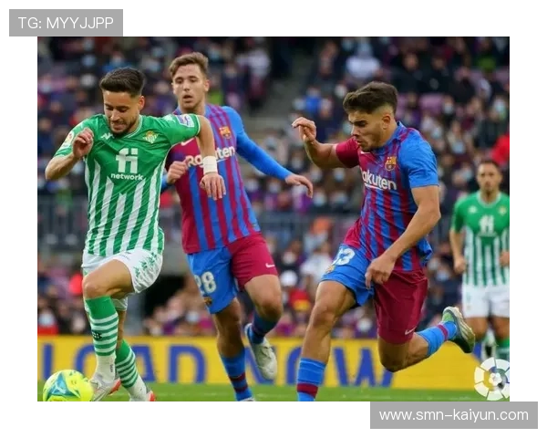 裁判一致判定50-44 奇马耶夫创近五年冠军战最大分差